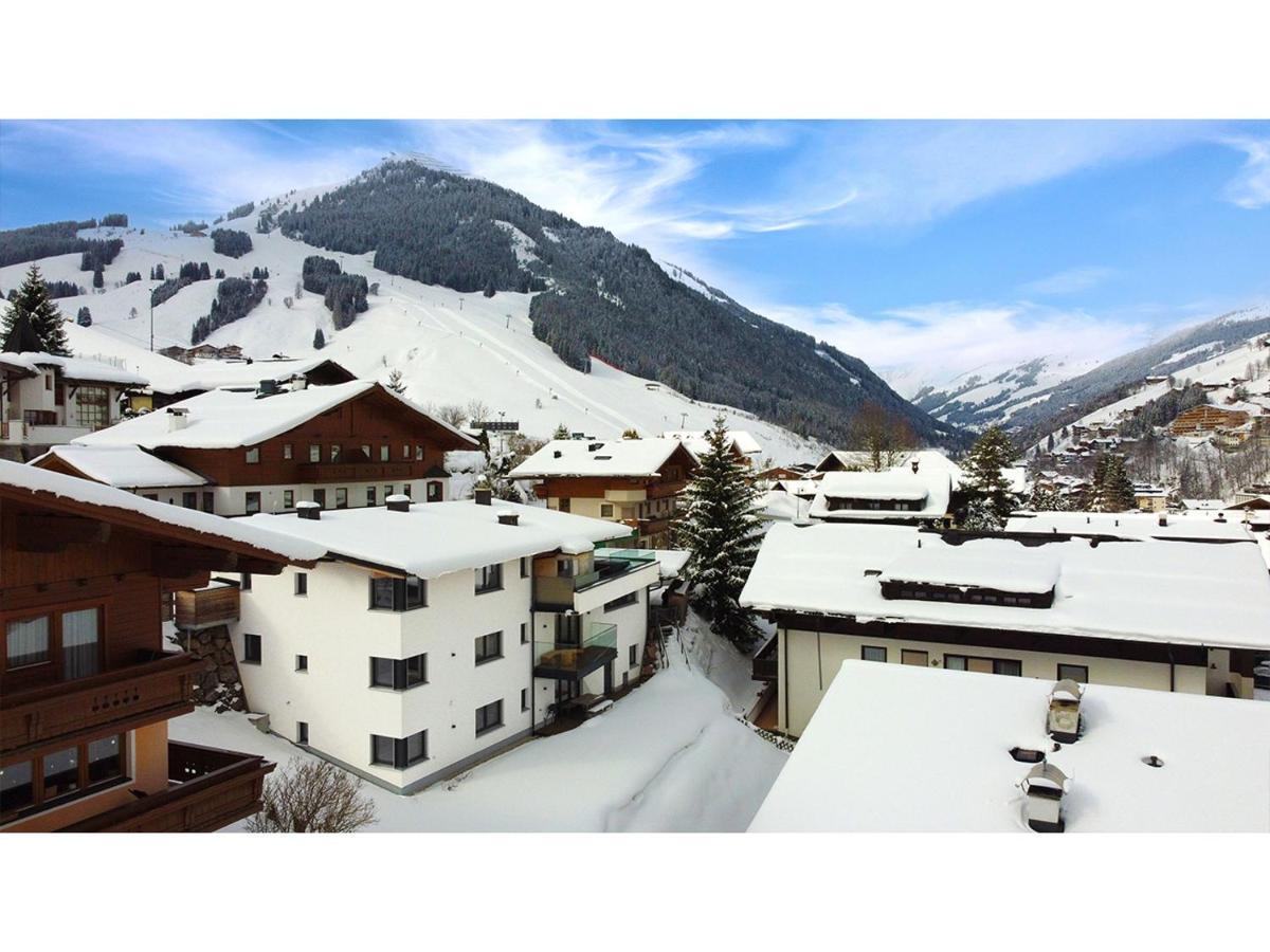 Ferienwohnungen Falkenstein Hinterglemm Saalbach-Hinterglemm Exteriör bild